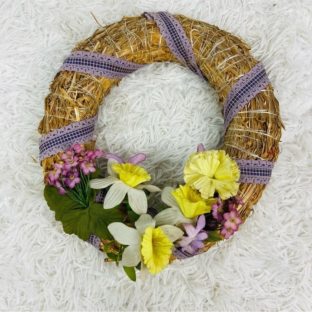 UNBRANDED vintage tan wicker rattan flower floral small retro wreath